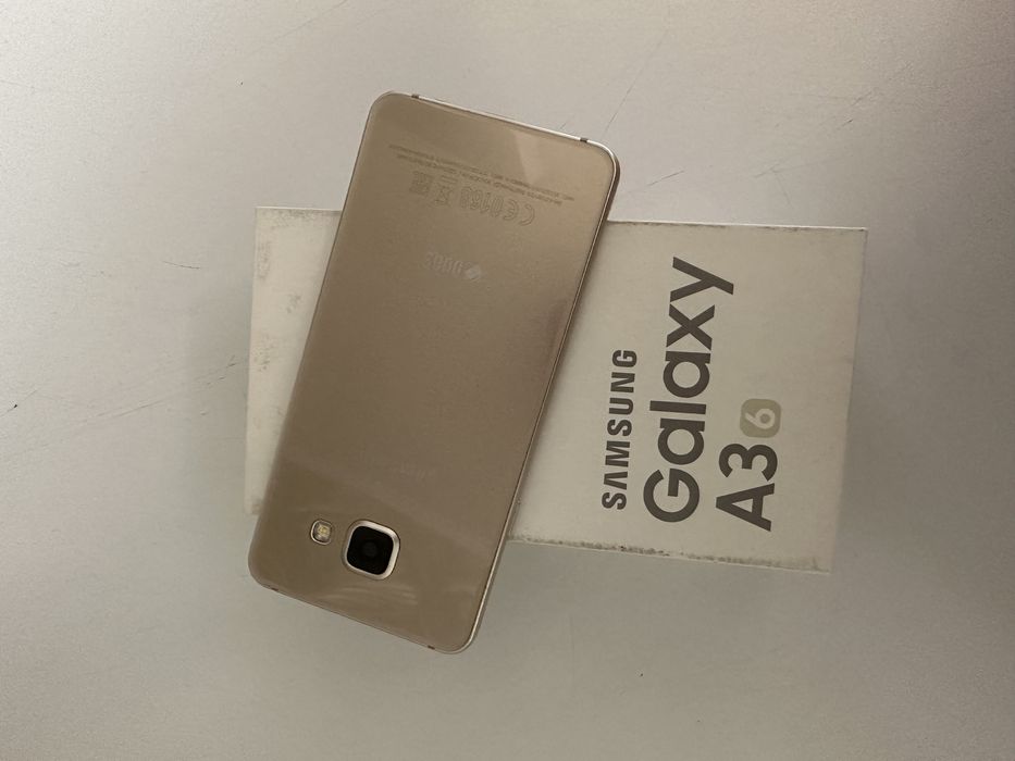 Продам телефон в рабочем состоянии