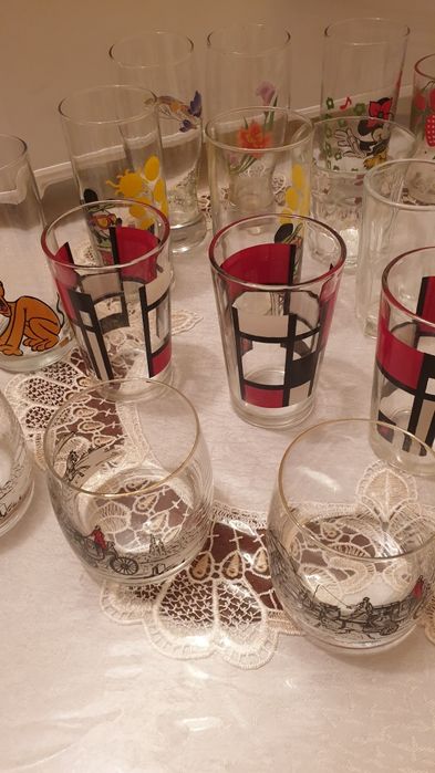 Продам стаканчики,ложки вилки