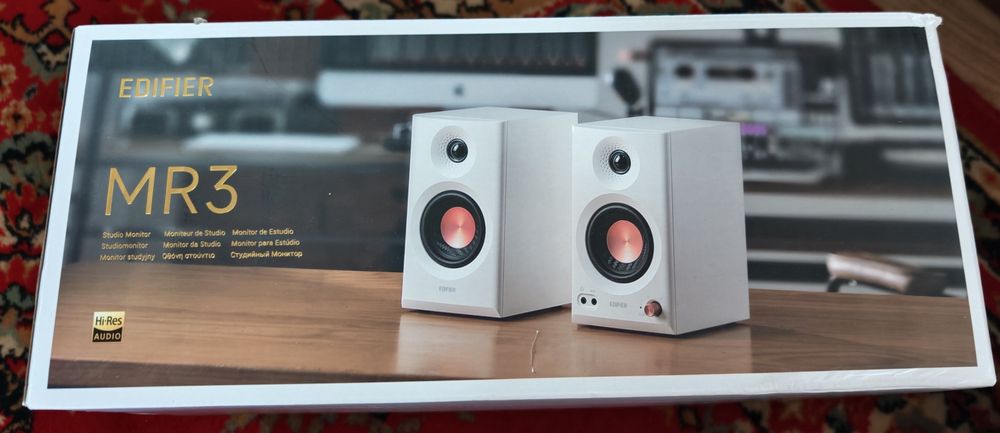Колонки Edifier MR3