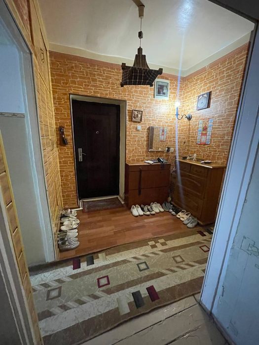 Продаётся квартира 2/4/4