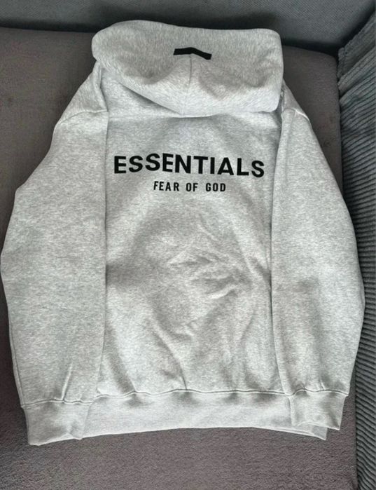 Essentials fear of God ( pot sa vand si la bucata doar hanoracul sau doar pantaloni )