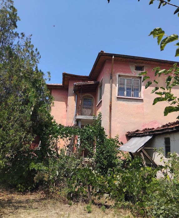 Продава къща в с.Слатино общ.Бобошево