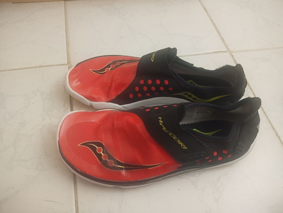 Compressport жилетка за бягане и горнище, saucony hattori, hoka