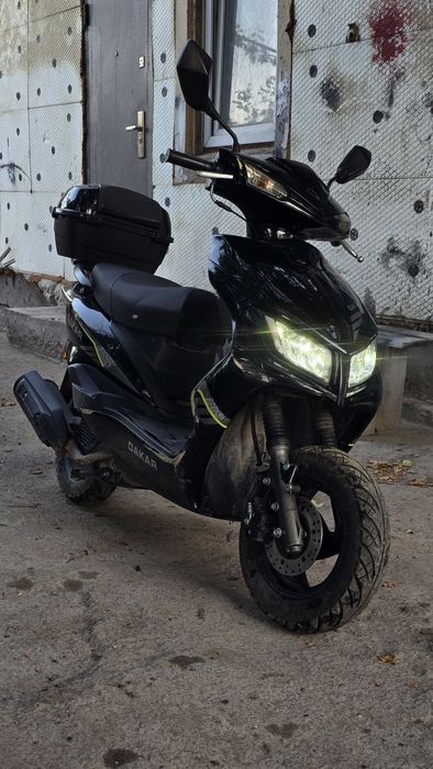 Dakar  M8 на ходу