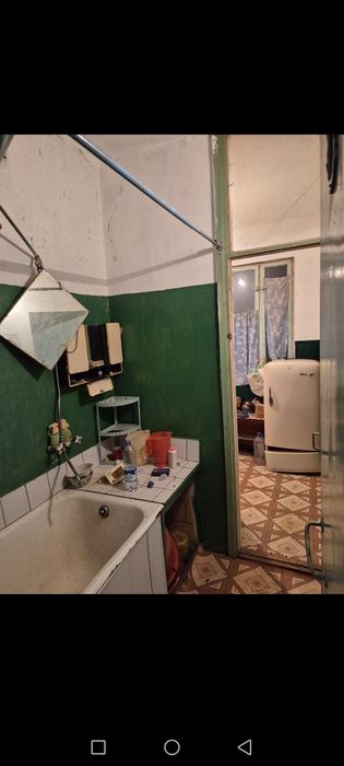 Продаётся квартира 8кв, 5 дом, 1 этаж, 2 ком
