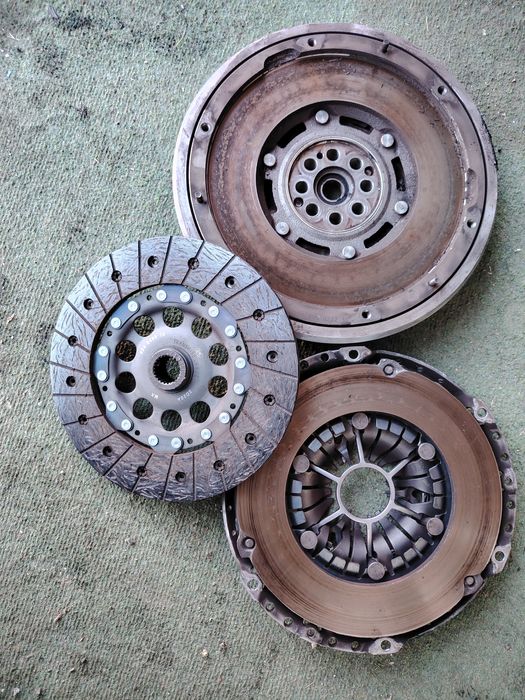 Комплект съединител с маховик за Хонда Акорд 7 Сивик 8 2.2 cdti 140 hp