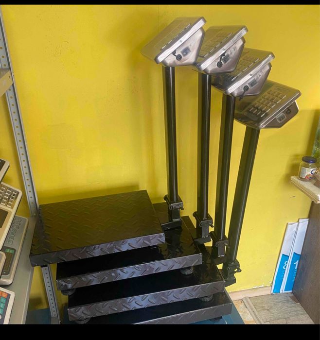 Весы товарные платформенные.