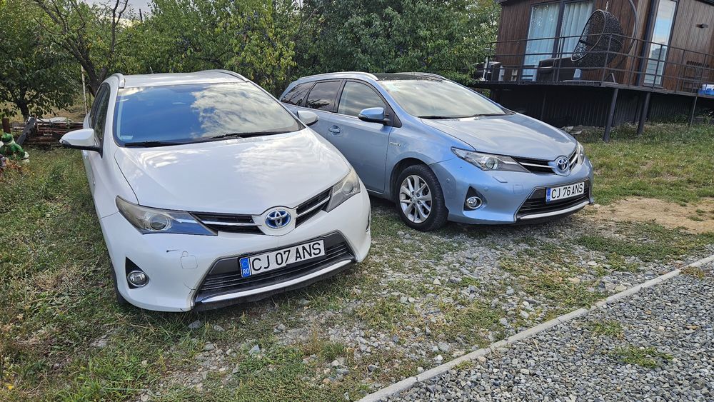 Toyota Auris Hybrid