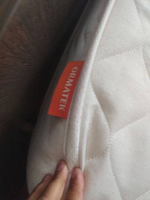 Продам кровать спальню