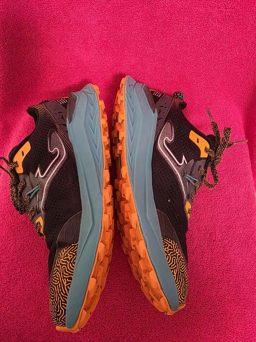 Vand adidași trail running 600g (joma tundra 41)