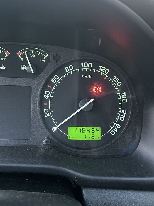 Skoda Octavia 1 - 1.6 benzină - an 2001