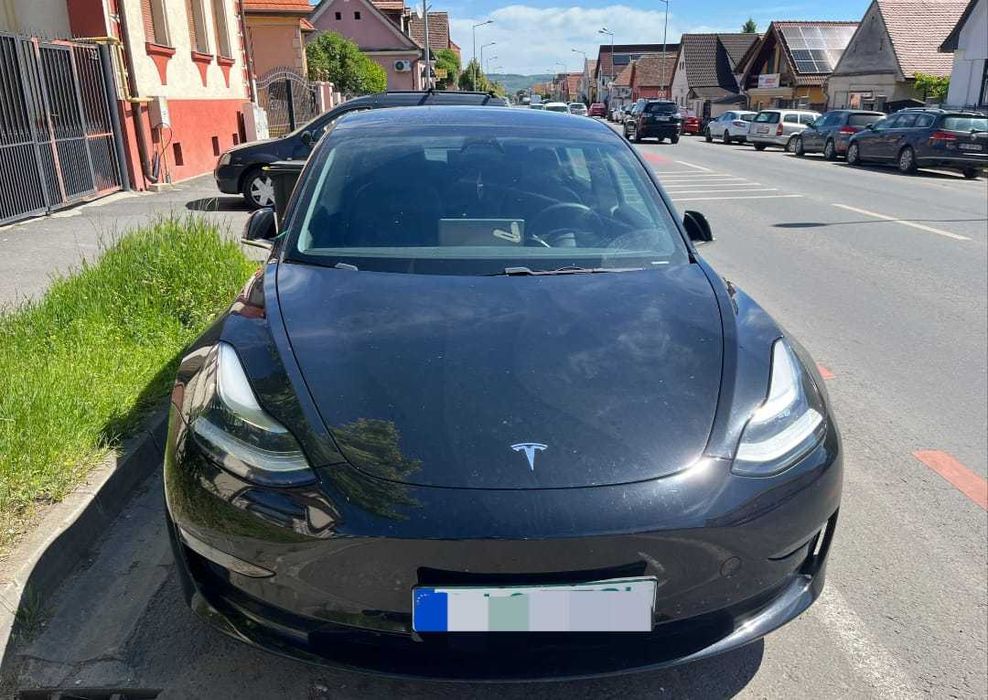 Inchiriez auto hybrid sau electric pentru Ride Sharing Bolt/ Uber