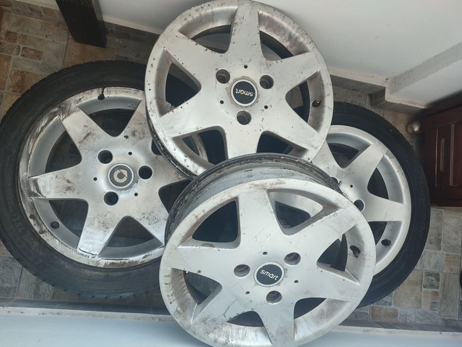 Fortwo Anvelope auto marca Smart (două anvelope de cauciuc și patru janta roti)