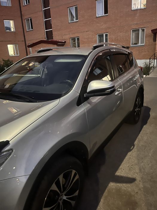 Продам Toyota Rav4