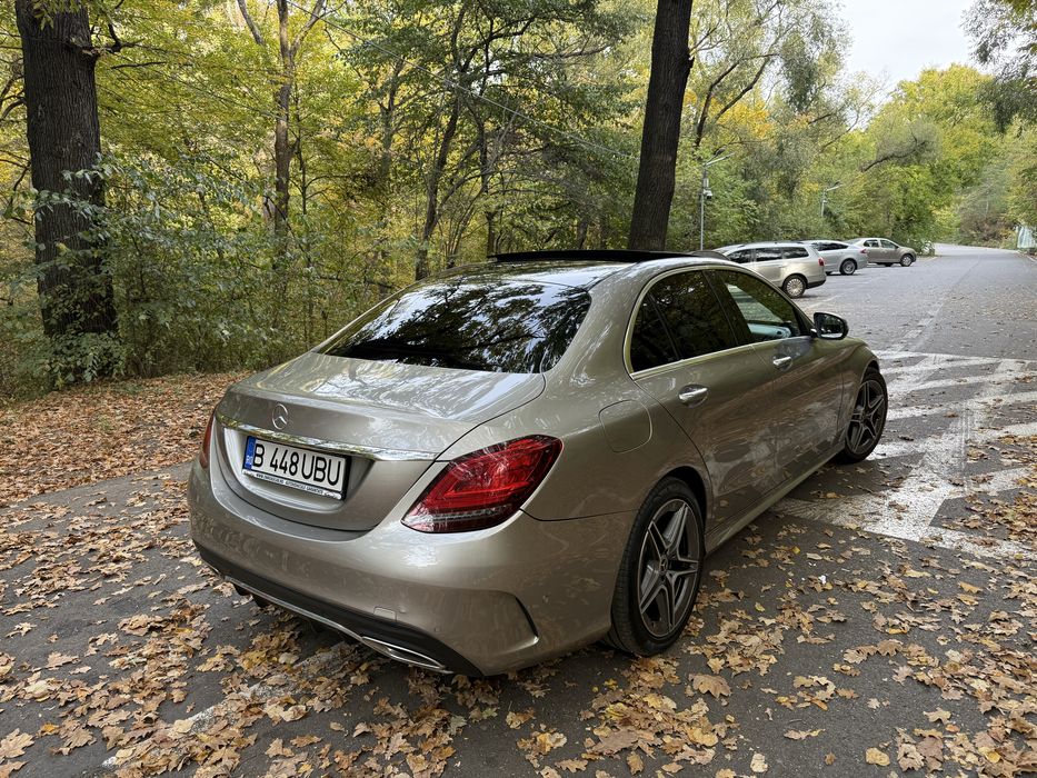 Mercedes-Benz C 180 9G - TRONIC !!