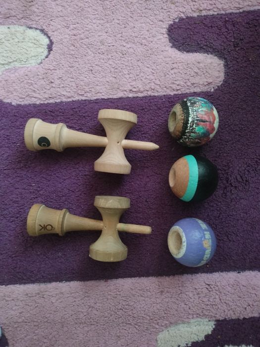 Vând kendame Josh kim one kendama și okendama