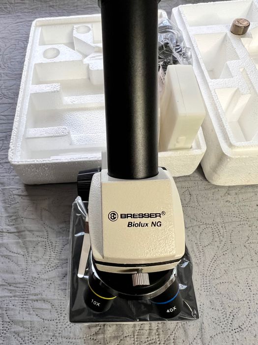 Bresser Biolux NV микроскоп