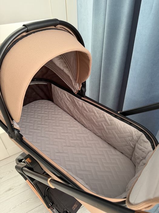 Продам коляску carrello sigma