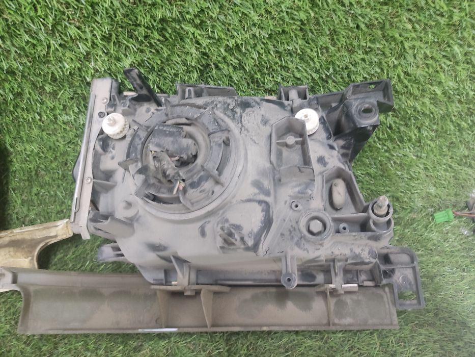 Фары nissan patrol Y61