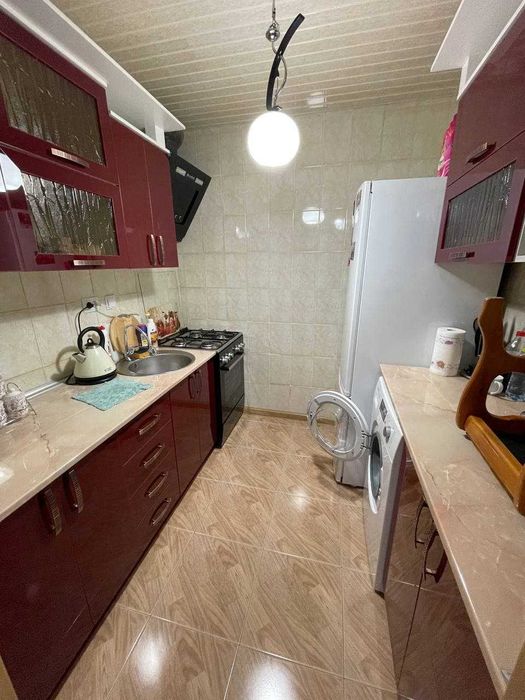 Новза срочно сдается 3 комнатная