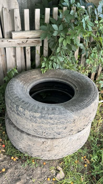 Продам б/у автошины от джипа 285/75R16