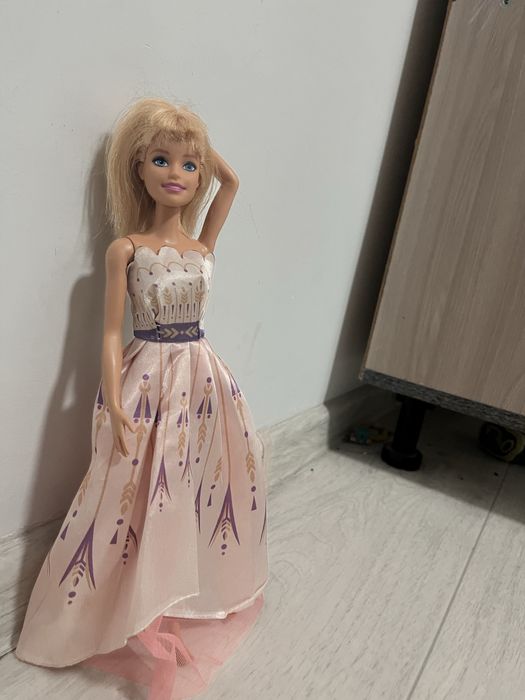 Кукла барби с одеждой barbie