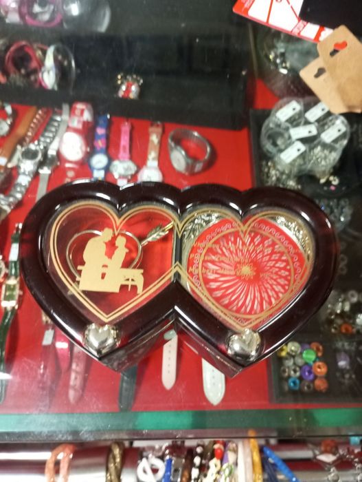 Музикални кутии и други