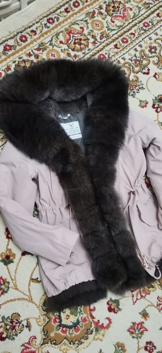 Продам Парку мех чернобурки