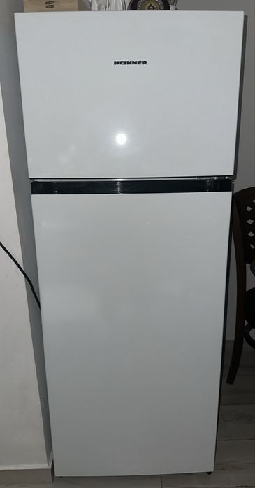 Frigider Heinner cu doua usi