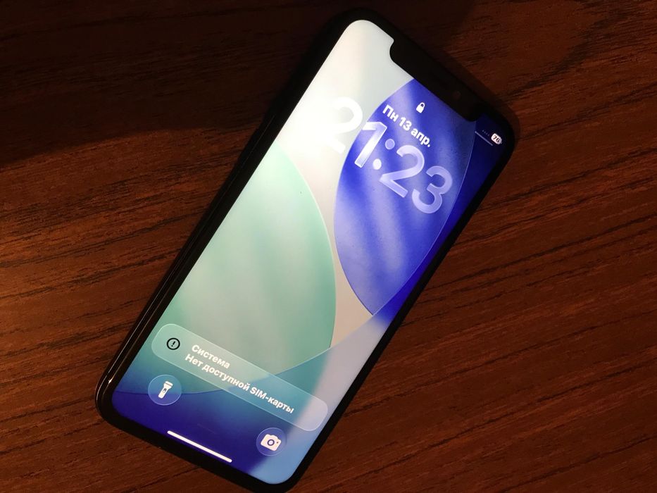 Продам айфон 11 про