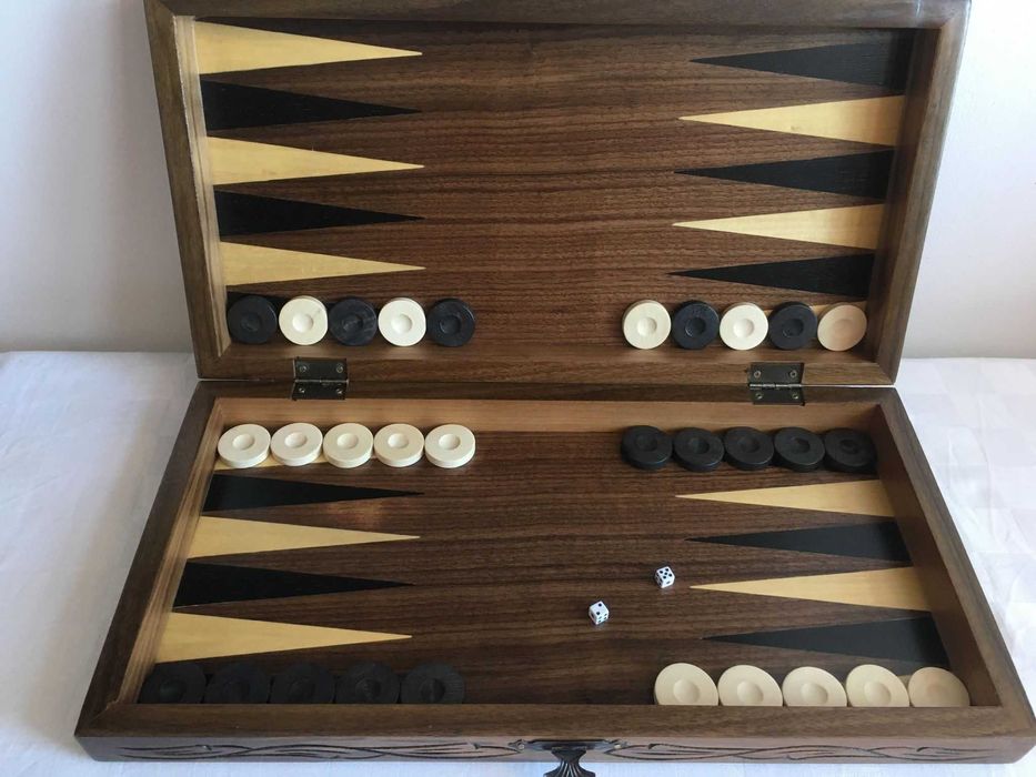 Joc Table Lemn Masiv NUC SCULPTATE (joc de Table). SIGILAT!