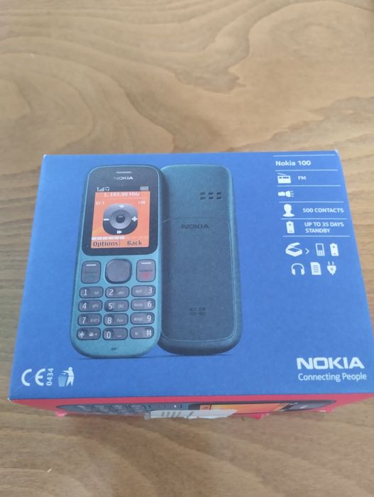 Nokia model 100 .