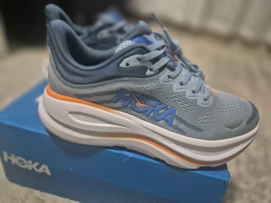 Adidași Hoka Bond 9 marimea 38,5, 39