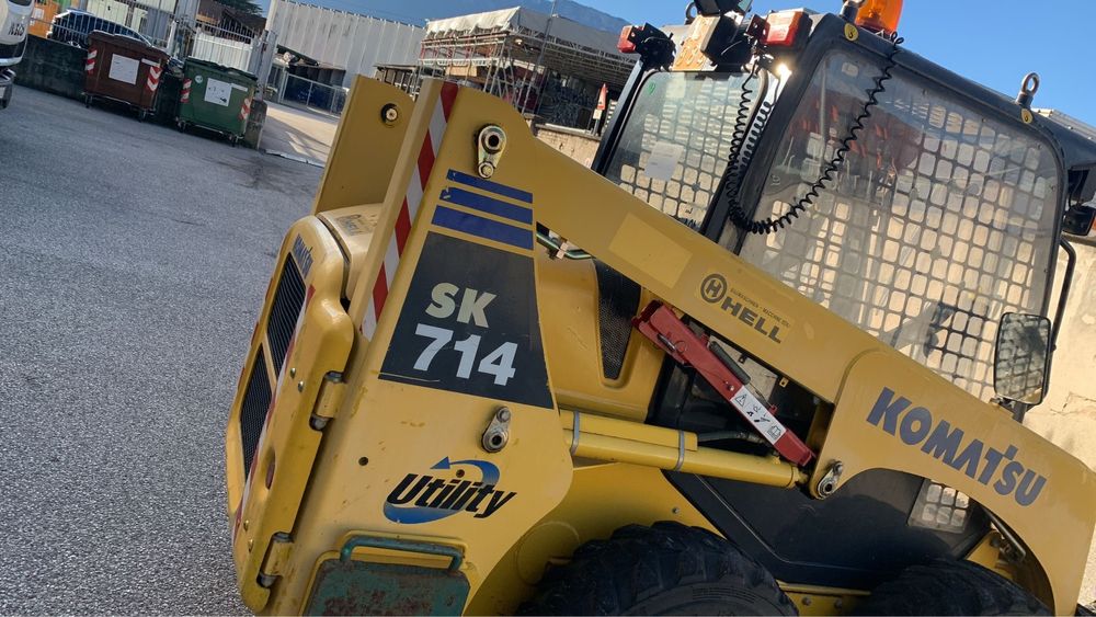 Komatsu SK 714 нов внос