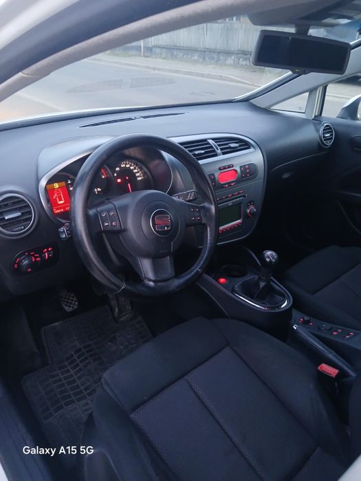 SEAT Leon 2008 — imagine 4