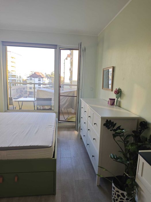 Двустаен апартамент под наем в комплекс "Фамилия", кв. Победа