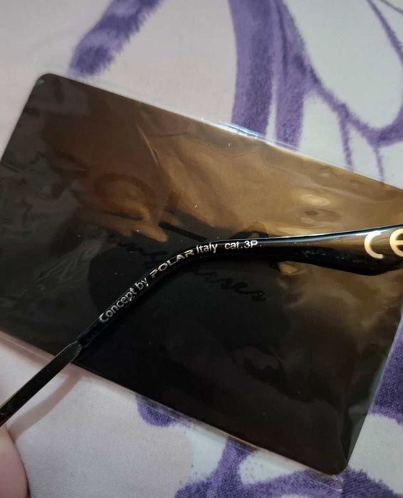 Ochelari de soare noi