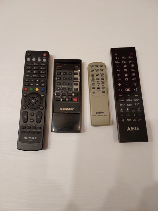 Telecomenzi Sanyo, Humax, Gold Star, AEG. De la 25 de lei.