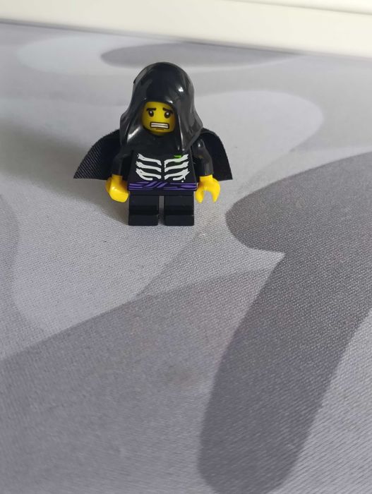 Figurina lego ninjago Rise of The Snakes/Pilot Lloyd