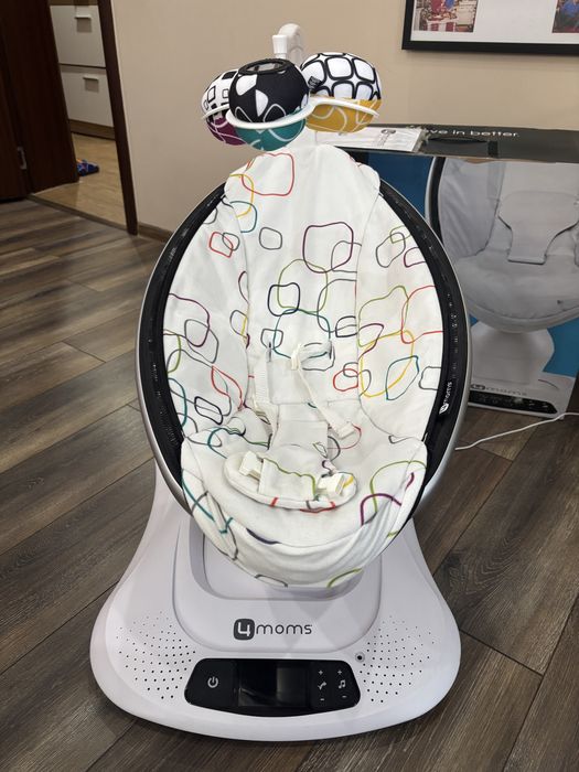 Люлка,4moms mamaRoo 4  – Multi Plush