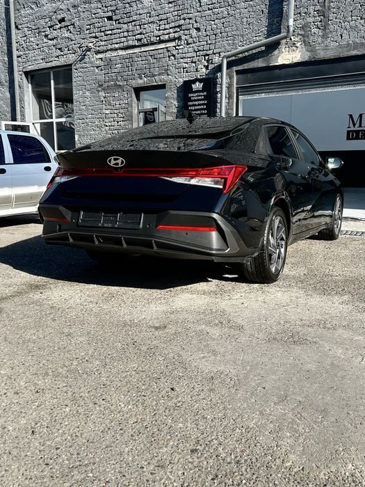 Hyundai. Elantra.  Sotiladi