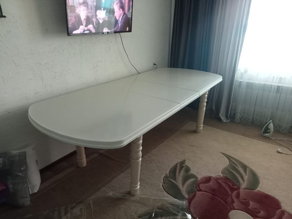 Продам стол 2*2,5 метр