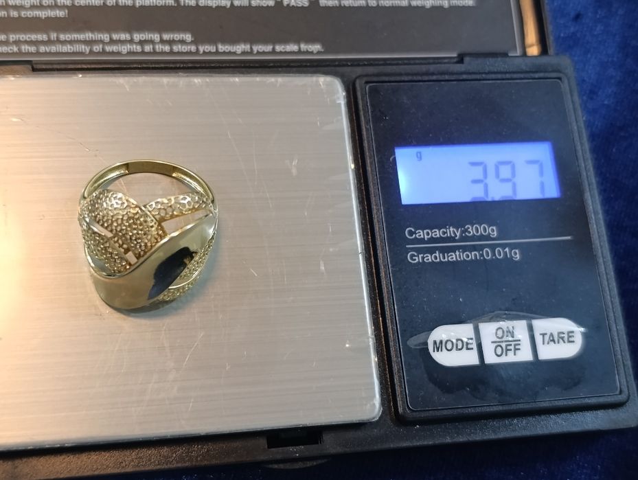 Золотые кольца , тилла узук проба 585, вес 3,97 гр  .