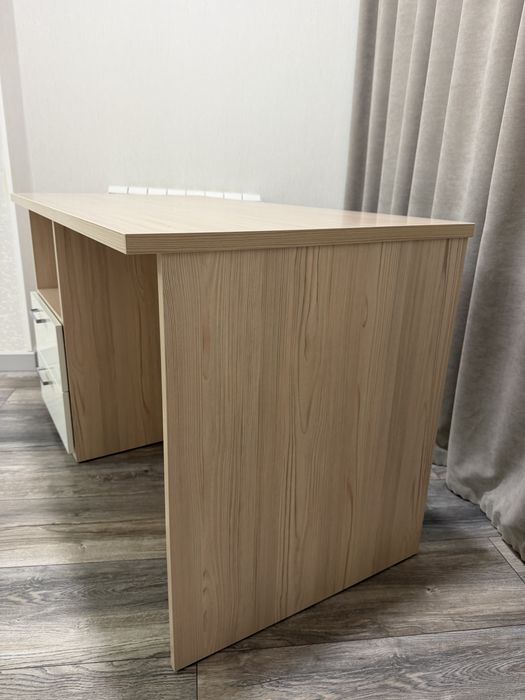 Стол со стулом продаю