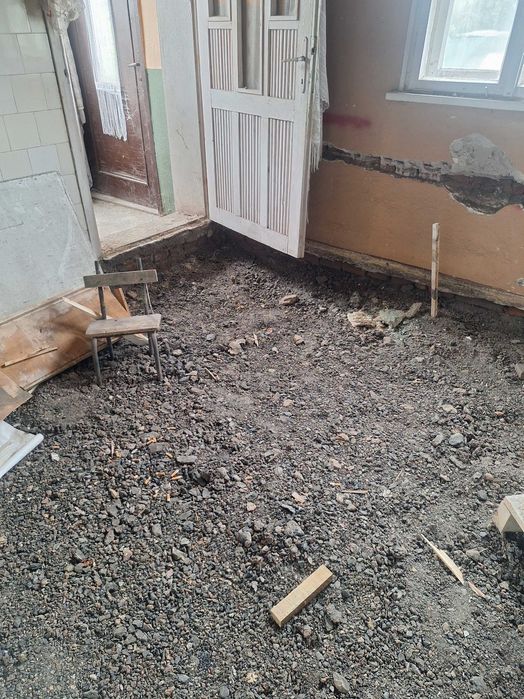 Продавам къща в Бойчичиновцш