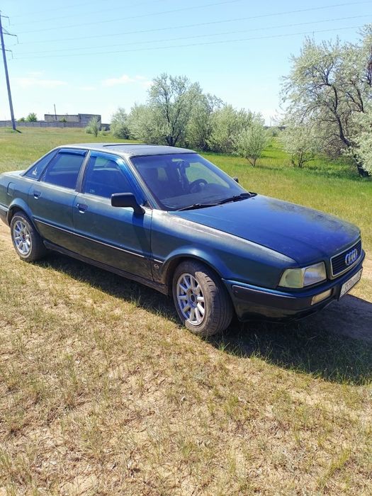 Ауди 80 1993г бензин