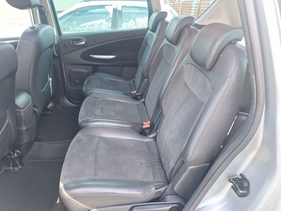 FordS-MAX на части