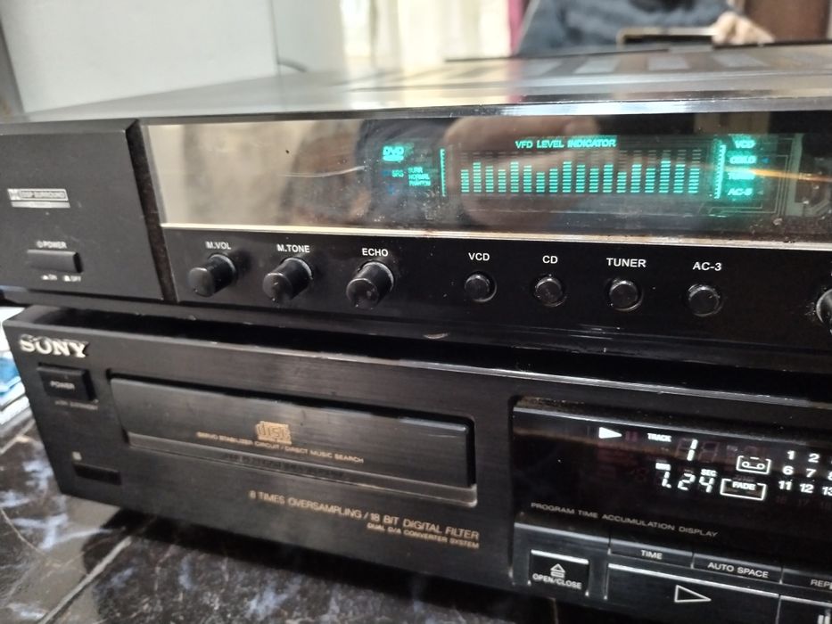 Karaoke amplificator hi-fi german AV 130
