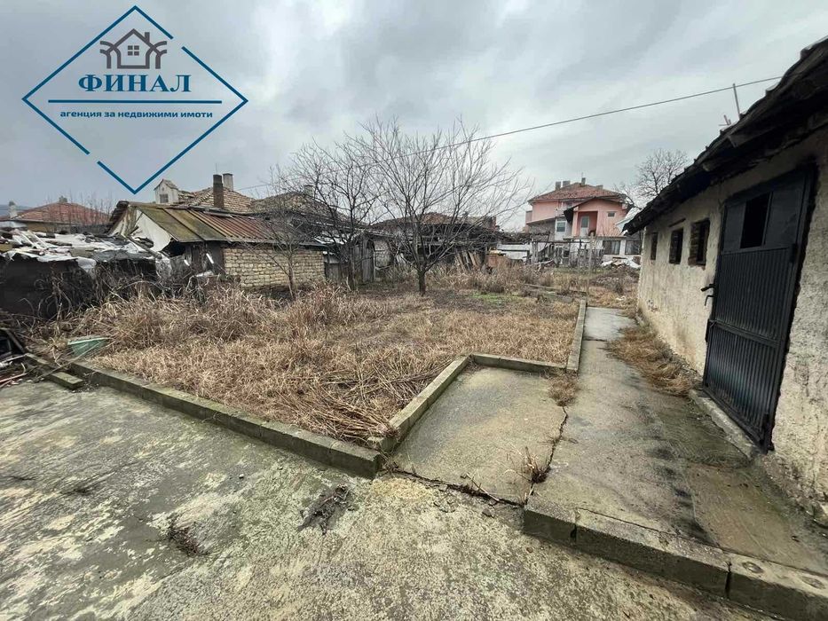 Самостоятелна къща в гр. Велики Преслав