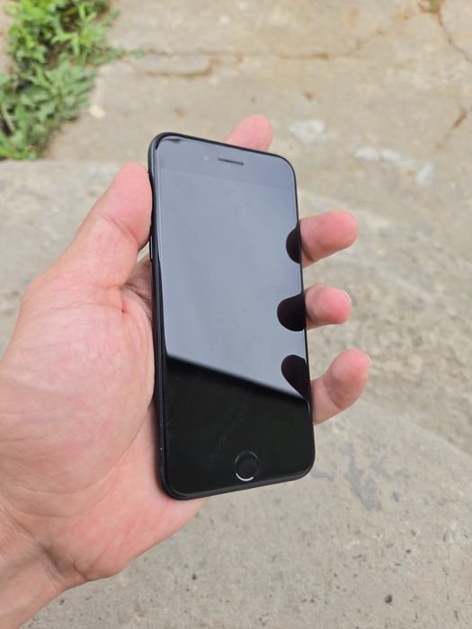 iphone se 3 gen 64gb
